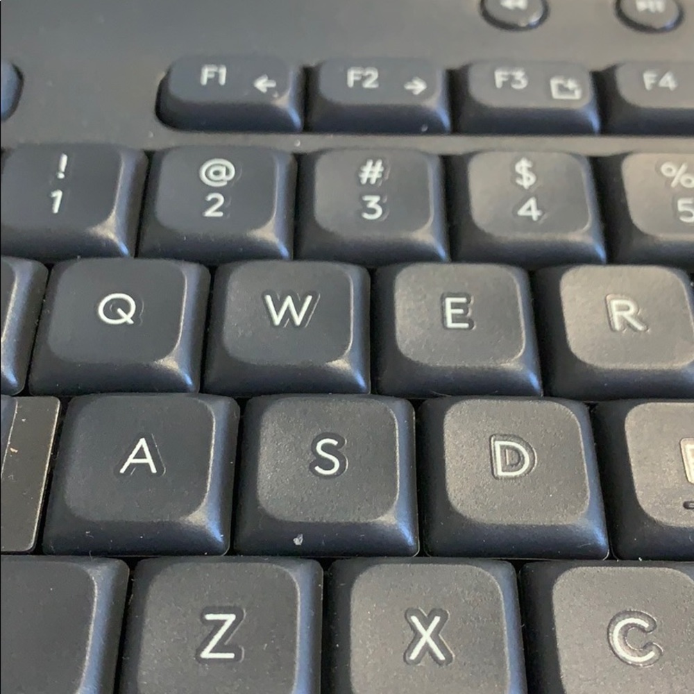 Meet your Posher, Sam